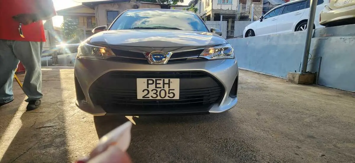 TOYOTA Axio