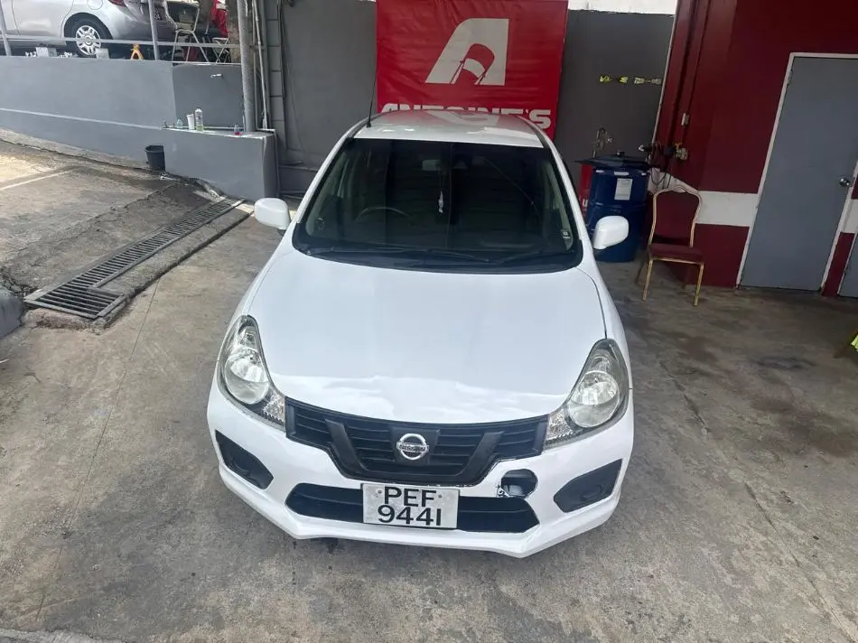 NISSAN AD WAGON