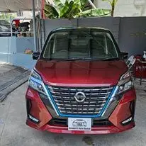 NISSAN Serena Highway Star
