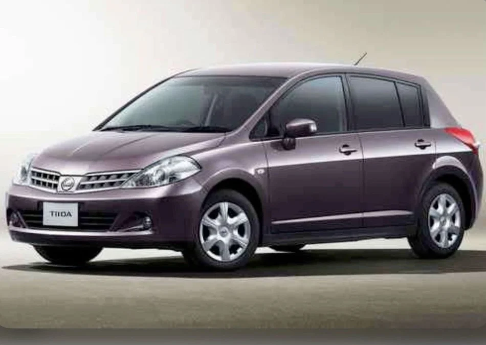 NISSAN TIIDA HATCHBACK