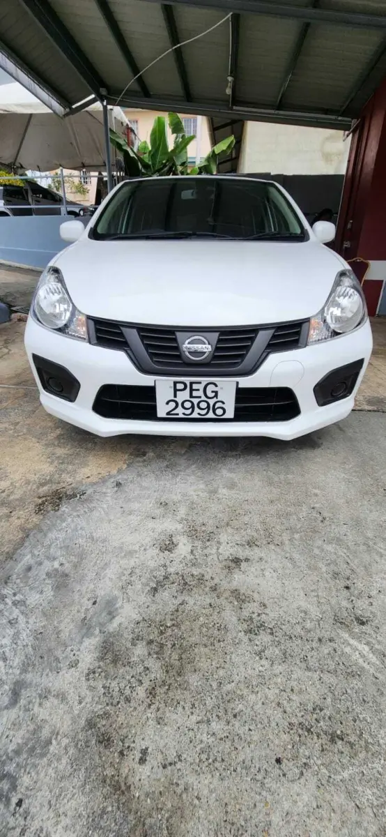 NISSAN AD WAGON