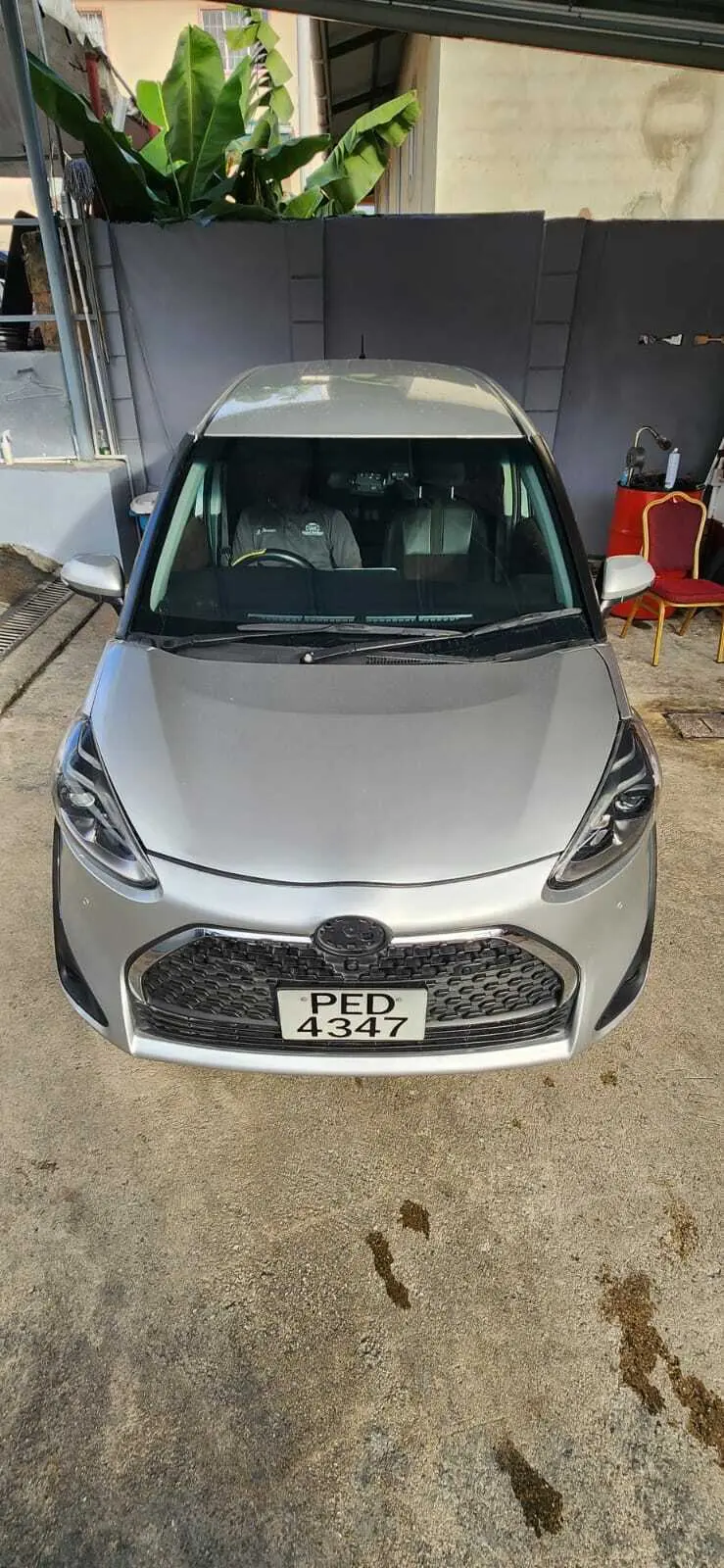 TOYOTA Sienta
