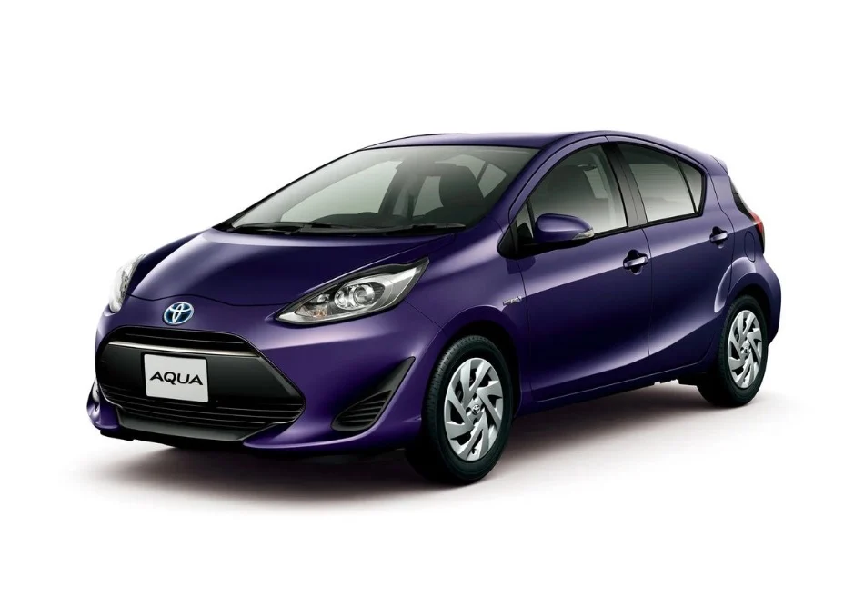 TOYOTA AQUA HYBRID