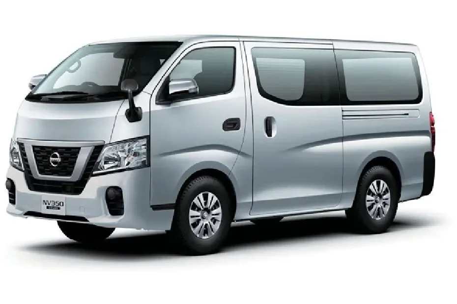 NISSAN NV300